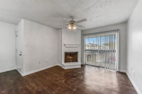 Photo of 250 El Dorado Boulevard #248, Houston, TX 77598 (MLS # 90871241)