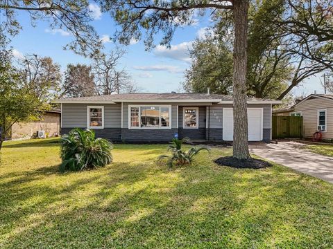 2001 5th Avenue N Texas City TX 77590