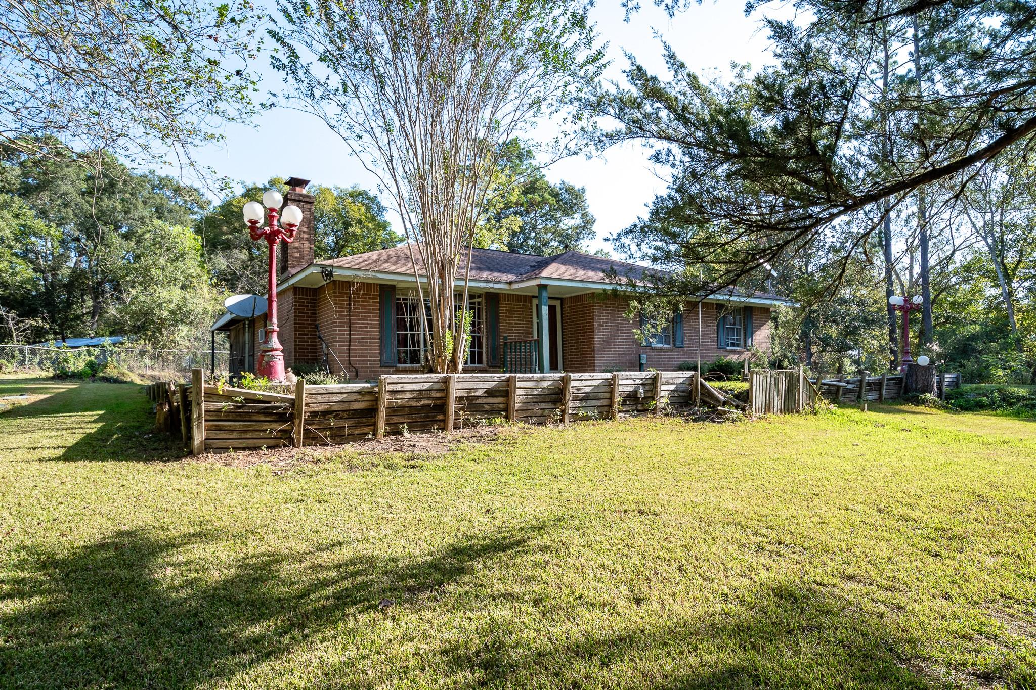 1271 County Road 443