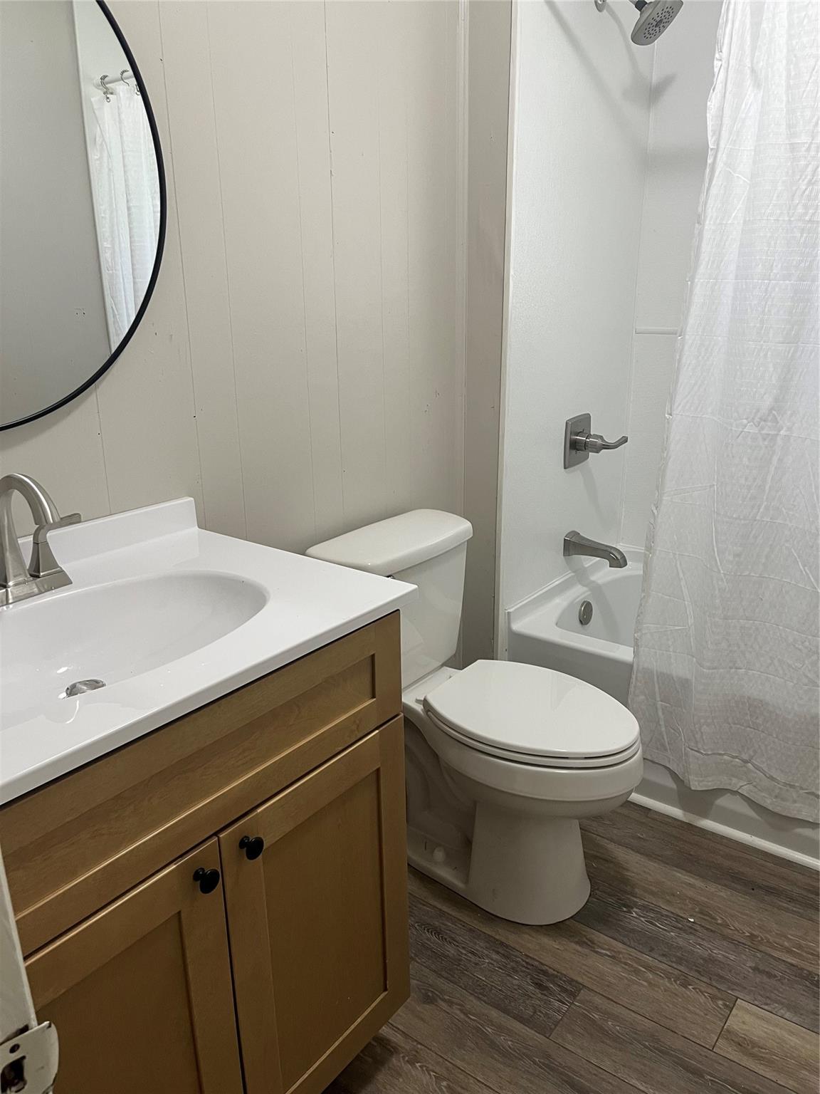 638 W Leblanc Street