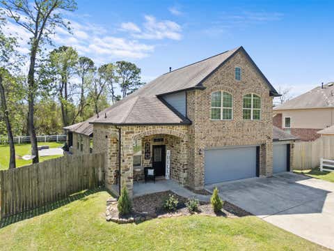 Homes For Sale - 7927 Needlepoint Road<br/> Baytown, TX 77521