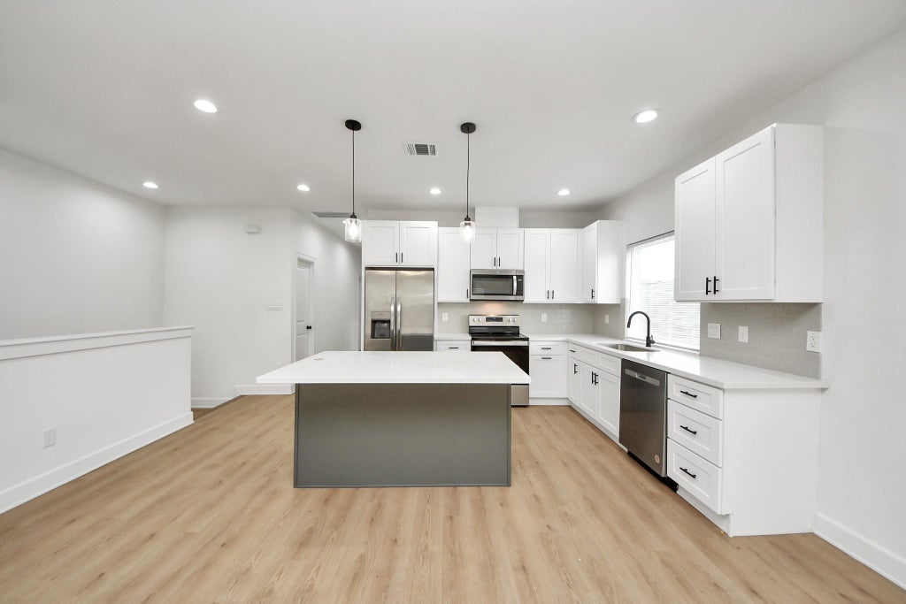 Photo of 8316 Corinth Street #c, Houston, TX 77051 (MLS # 34979219)