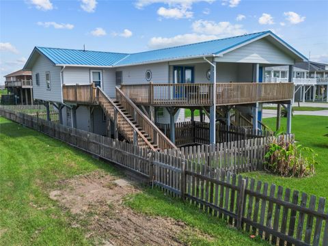 Tiny photo for 817 Westview, Crystal Beach, TX 77650 (MLS # 44432255)