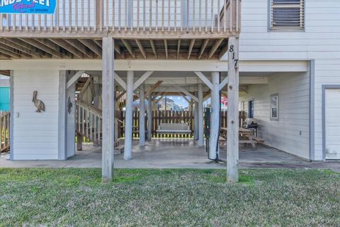 Tiny photo for 817 Westview, Crystal Beach, TX 77650 (MLS # 44432255)