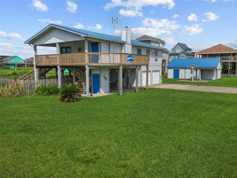 Tiny photo for 817 Westview, Crystal Beach, TX 77650 (MLS # 44432255)