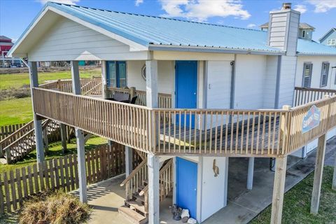 Tiny photo for 817 Westview, Crystal Beach, TX 77650 (MLS # 44432255)