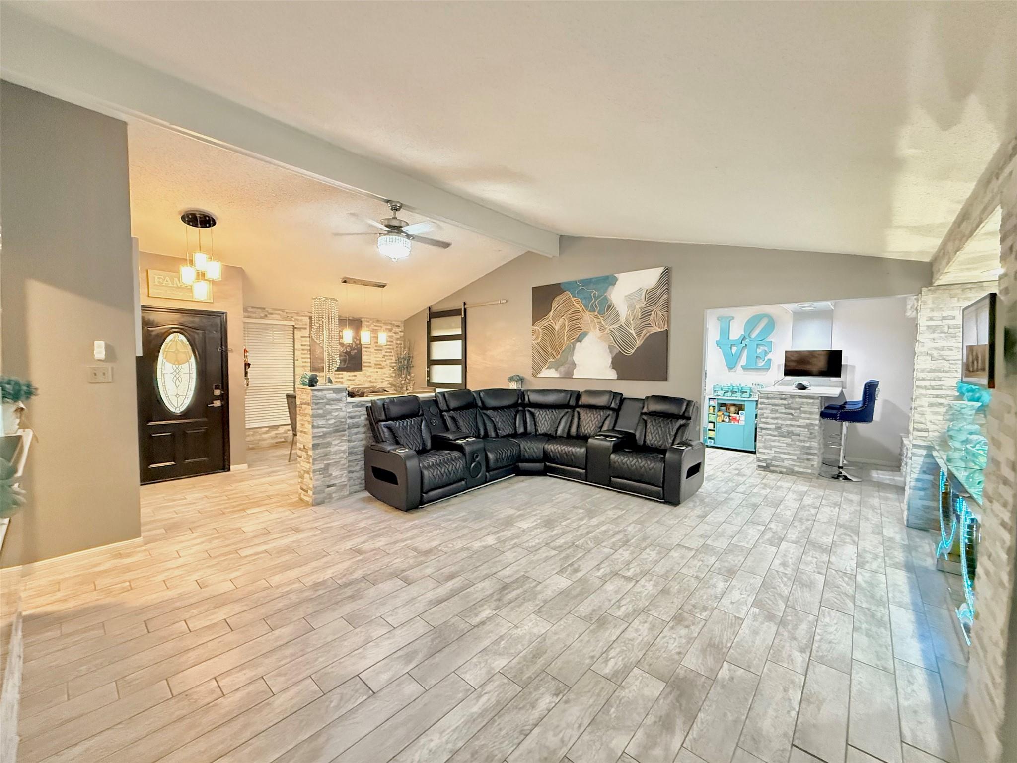 17314 Huntersglen Circle