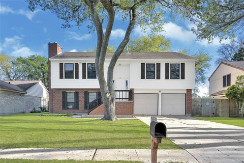Photo of 346 Lost Rock Drive, Houston, TX 77598 (MLS # 97314290)