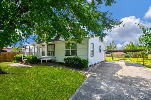Tiny photo for 2636 Lone Oak Road, Houston, TX 77093 (MLS # 6153428)