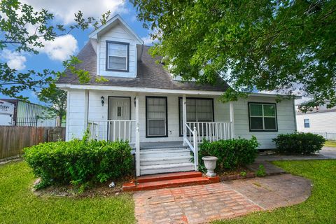 Tiny photo for 2636 Lone Oak Road, Houston, TX 77093 (MLS # 6153428)