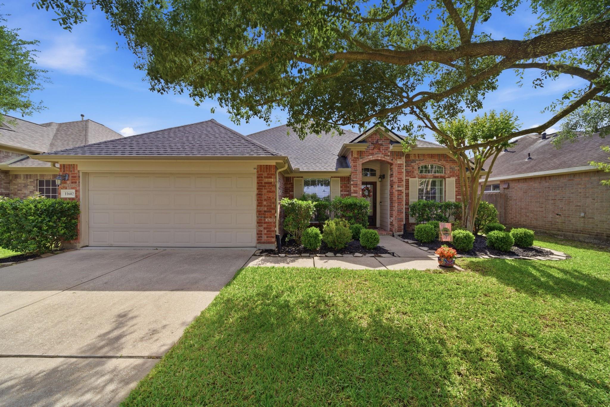 11602 Columbia Pines Lane