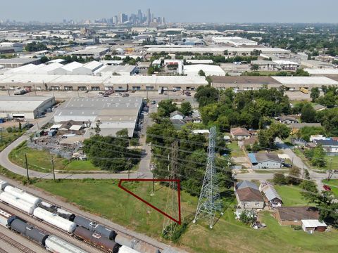 Photo of 0 Port Street, Houston, TX 77020 (MLS # 17548962)