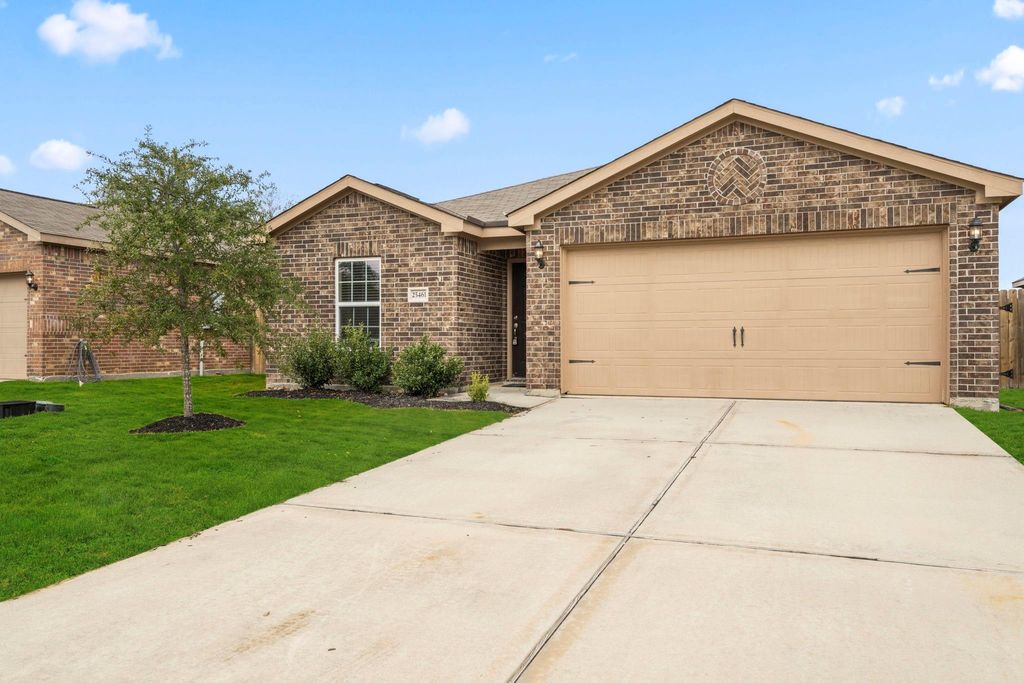 Photo of 25461 Black Spruce Drive, Cleveland, TX 77328 (MLS # 7394764)