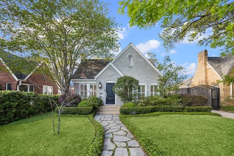 Tiny photo for 2048 Sul Ross Street, Houston, TX 77098 (MLS # 90174339)