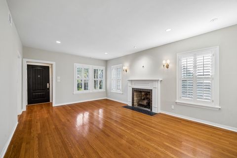 Tiny photo for 2048 Sul Ross Street, Houston, TX 77098 (MLS # 90174339)