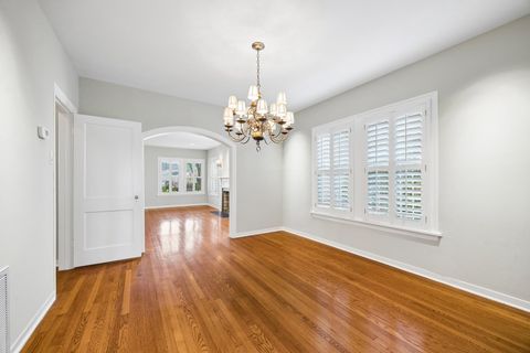 Tiny photo for 2048 Sul Ross Street, Houston, TX 77098 (MLS # 90174339)