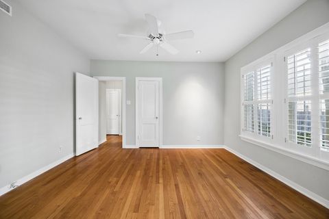 Tiny photo for 2048 Sul Ross Street, Houston, TX 77098 (MLS # 90174339)