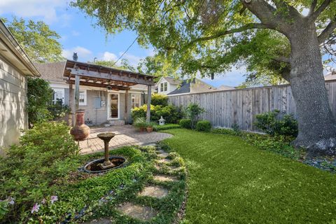 Tiny photo for 2048 Sul Ross Street, Houston, TX 77098 (MLS # 90174339)