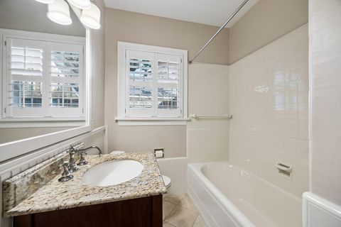 Tiny photo for 2048 Sul Ross Street, Houston, TX 77098 (MLS # 90174339)