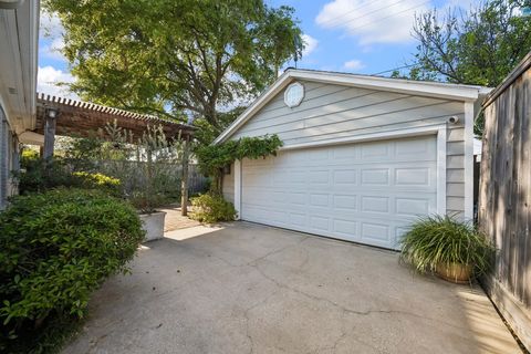 Tiny photo for 2048 Sul Ross Street, Houston, TX 77098 (MLS # 90174339)