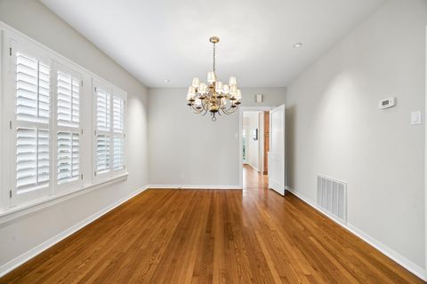 Tiny photo for 2048 Sul Ross Street, Houston, TX 77098 (MLS # 90174339)