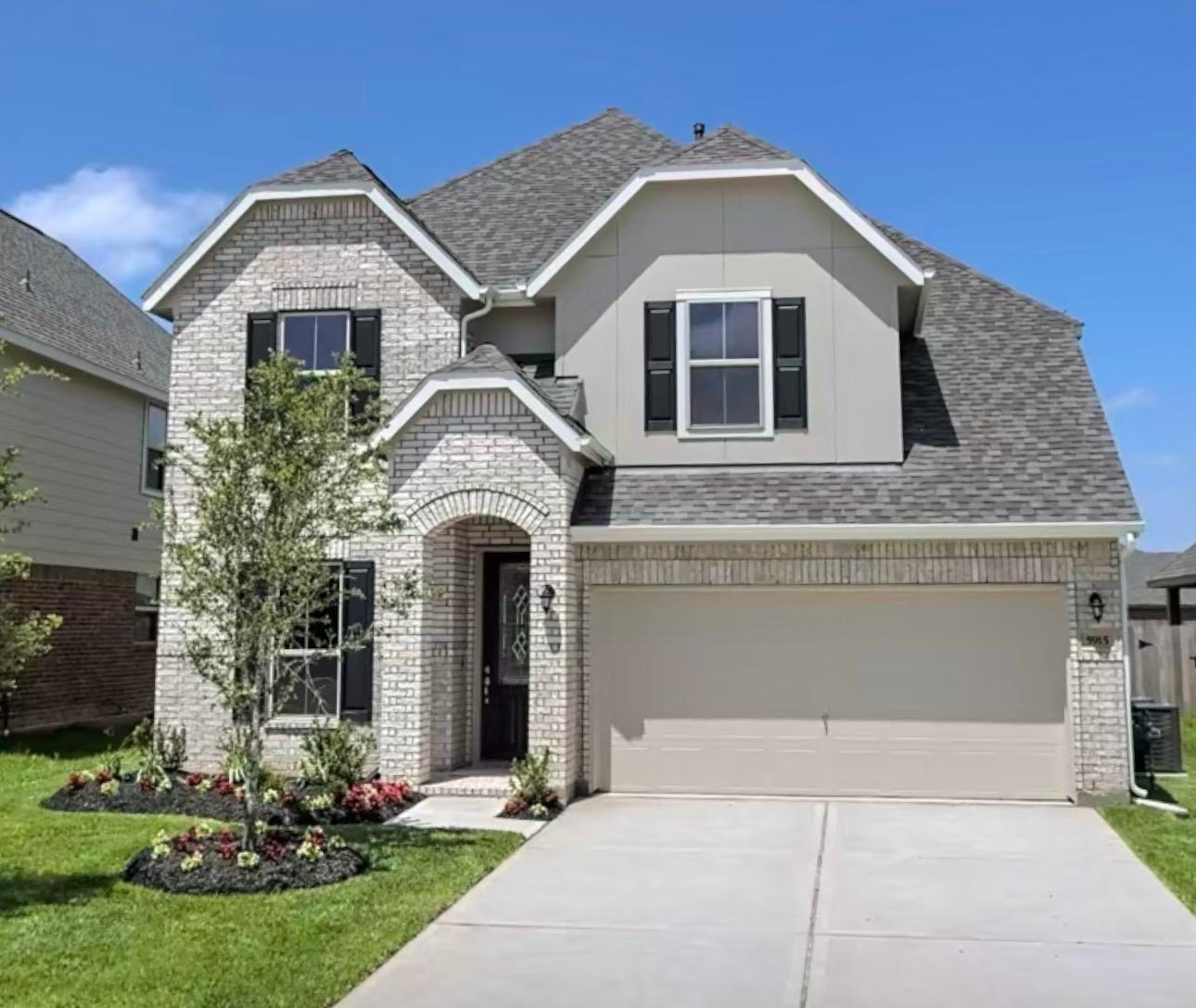 5915 Summer Holly Lane