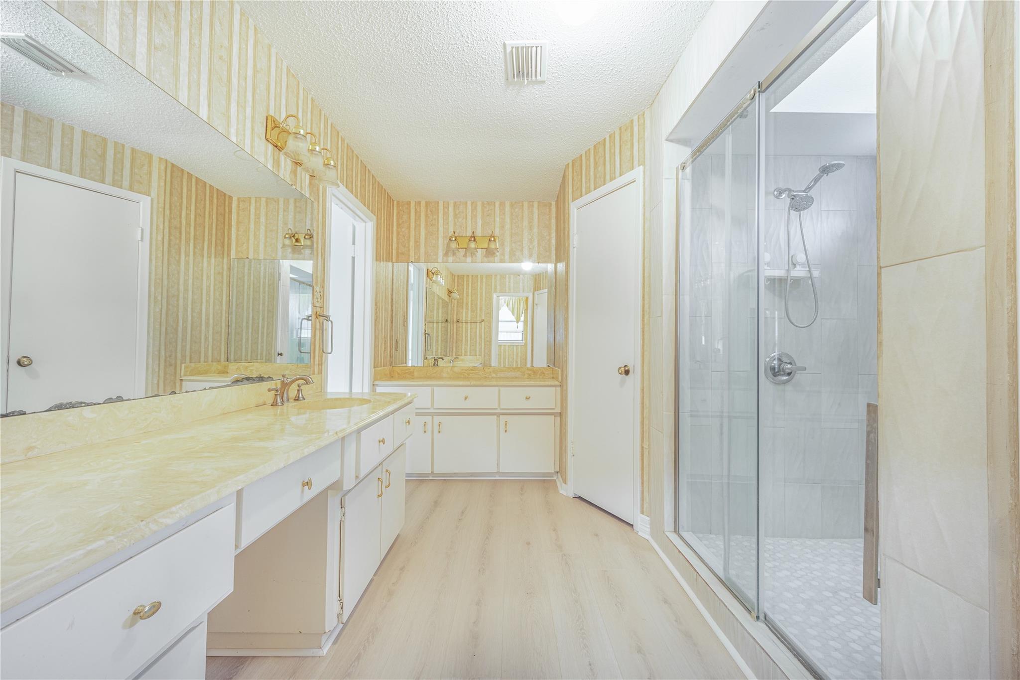 2703 Glenn Lakes Lane