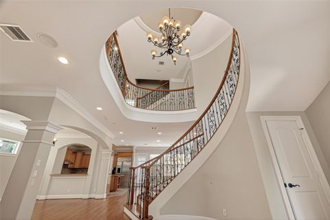 Photo of 5319 Fayette Street, Houston, TX 77056 (MLS # 81681405)