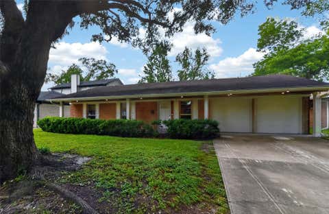 Photo of 4131 Knotty Oaks Trail, Houston, TX 77045 (MLS # 5804272)