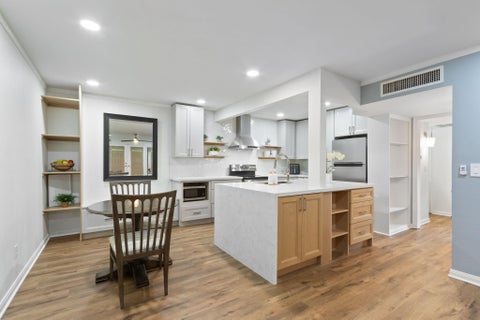 Photo of 6663 Bayou Glen Road, Houston, TX 77057 (MLS # 73632524)