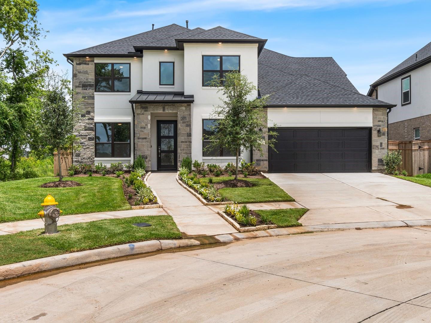 9703 Kingslake Court