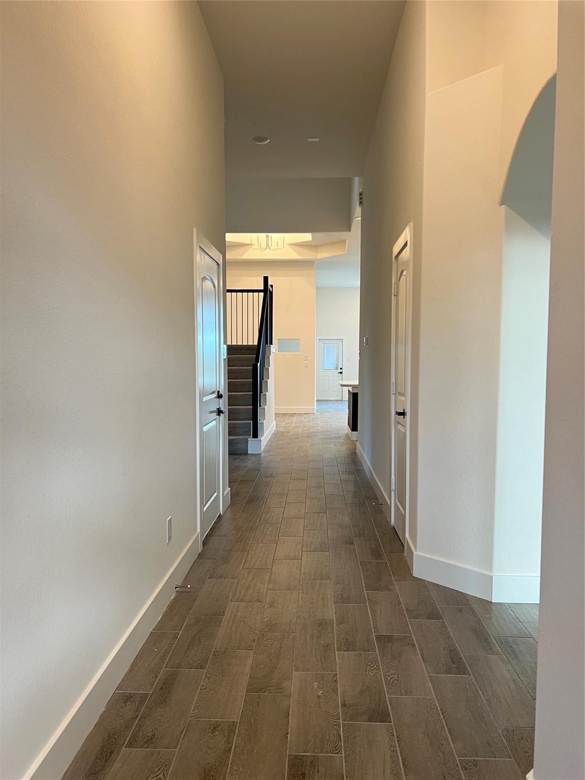 12911 Green Valley