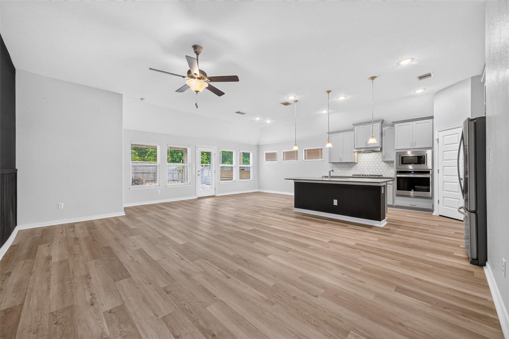 Photo of 2805 Bretton Woods Dr DR, Conroe, TX 77301 (MLS # 26655296)