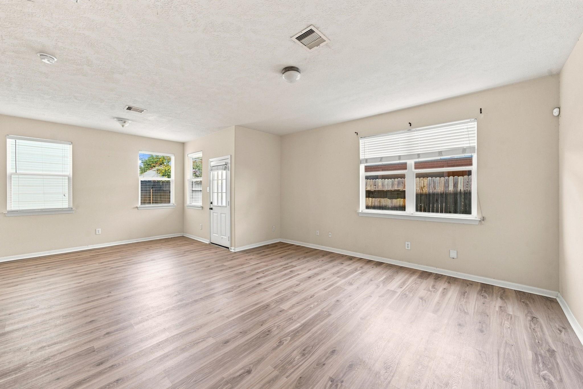 822 Forest Thicket Lane