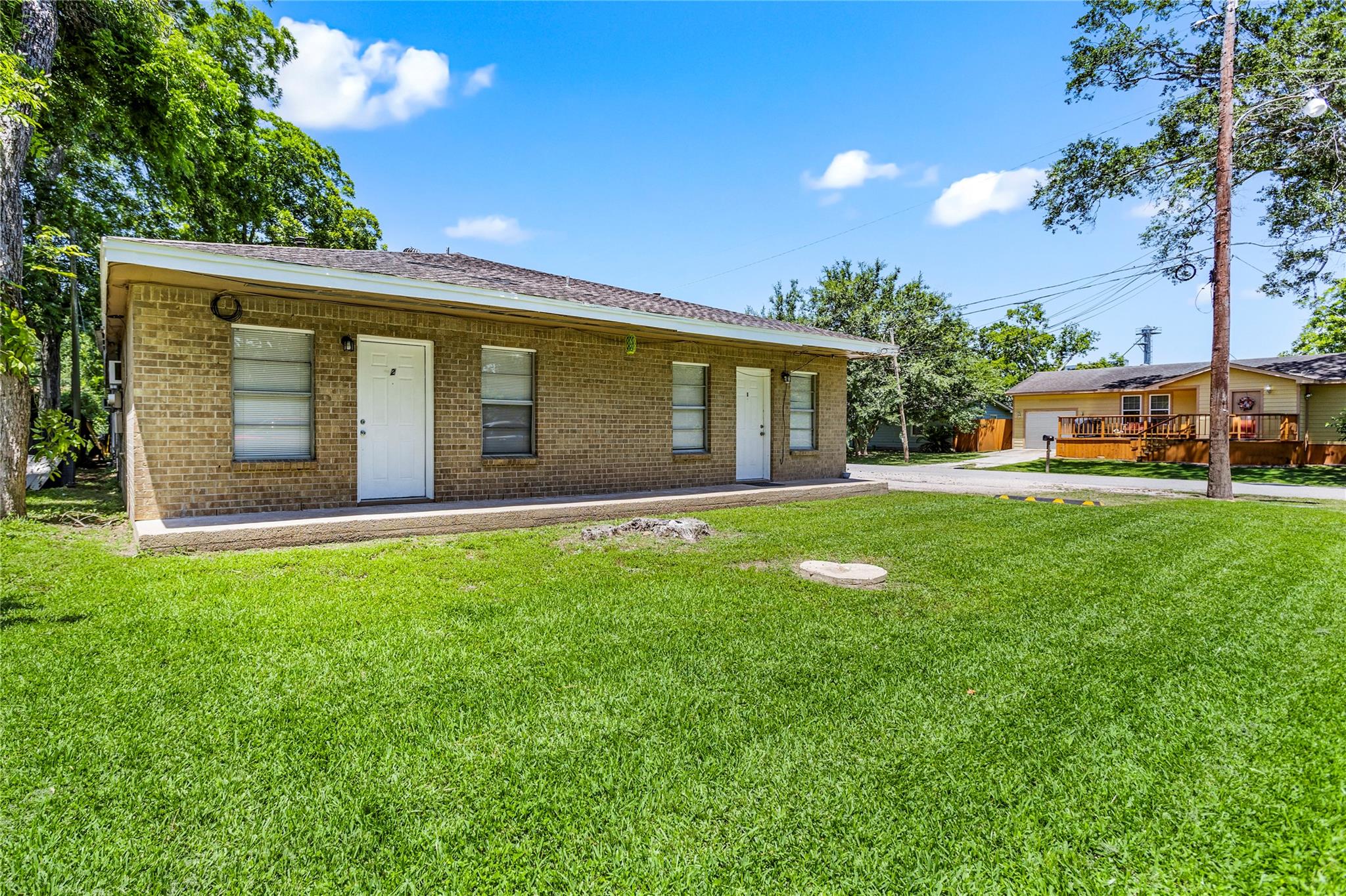 1001 W Lobitt Street