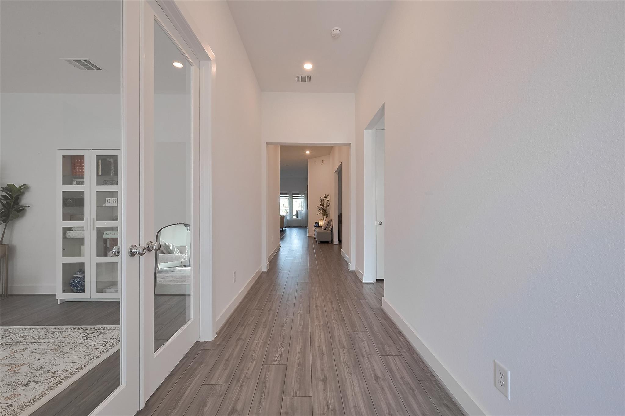 7615 Laurel Bloom Lane