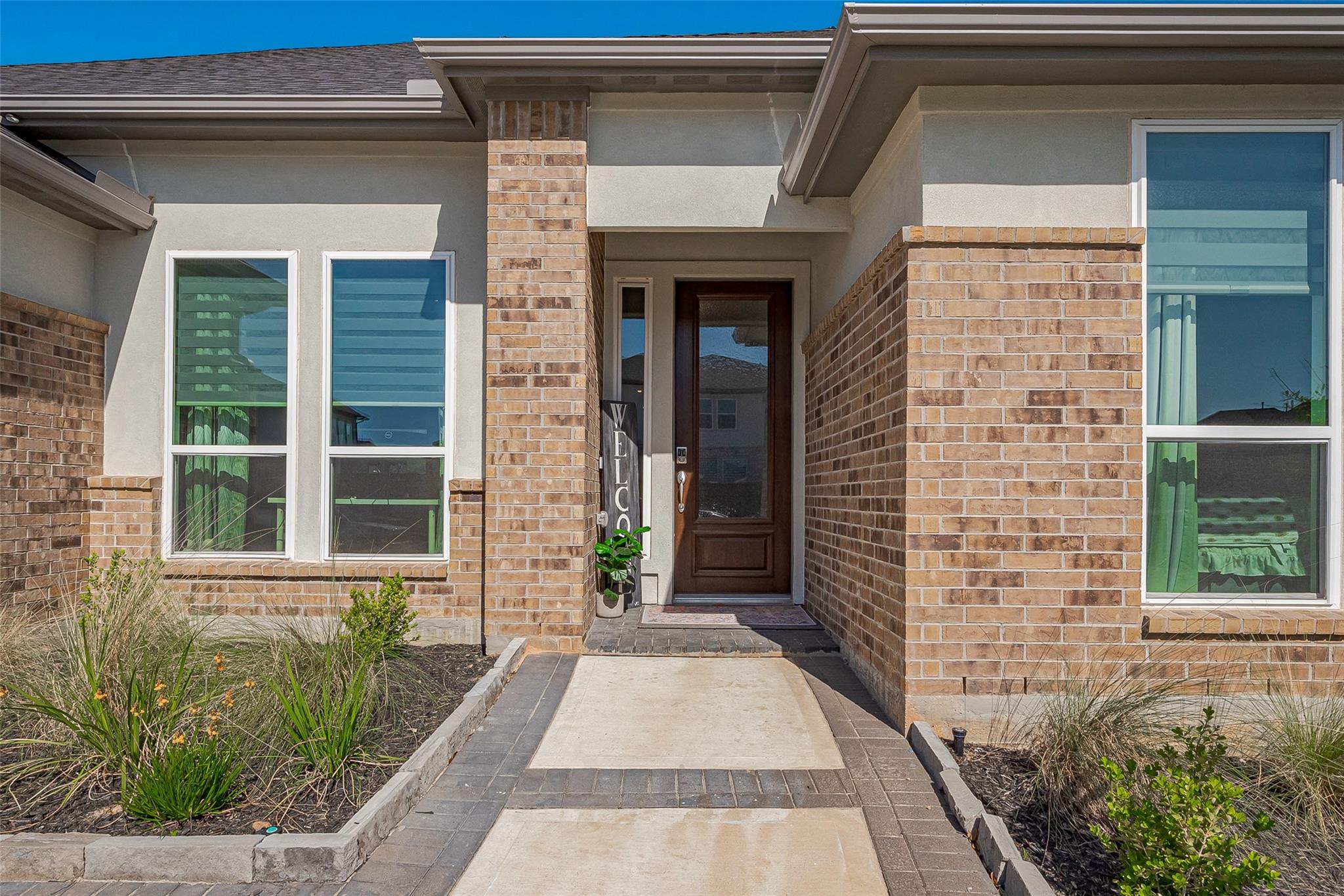 7615 Laurel Bloom Lane