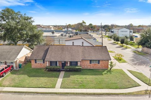 Photo of 1502 Dabney Drive, Pasadena, TX 77502 (MLS # 13321696)