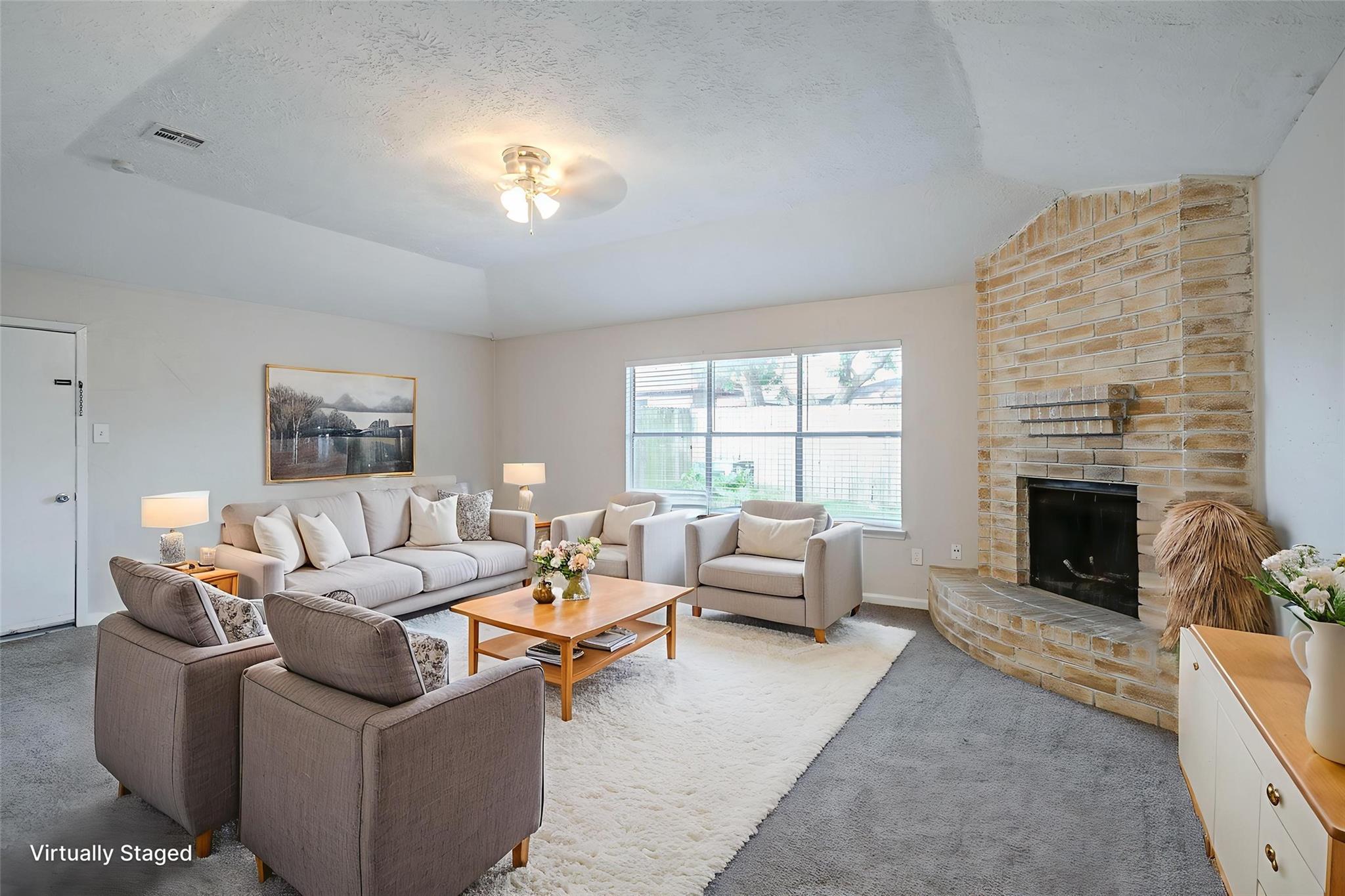 1315 Goswell Lane