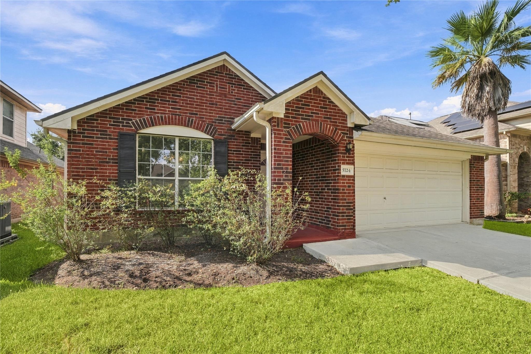 5724 Montclair Hill Lane