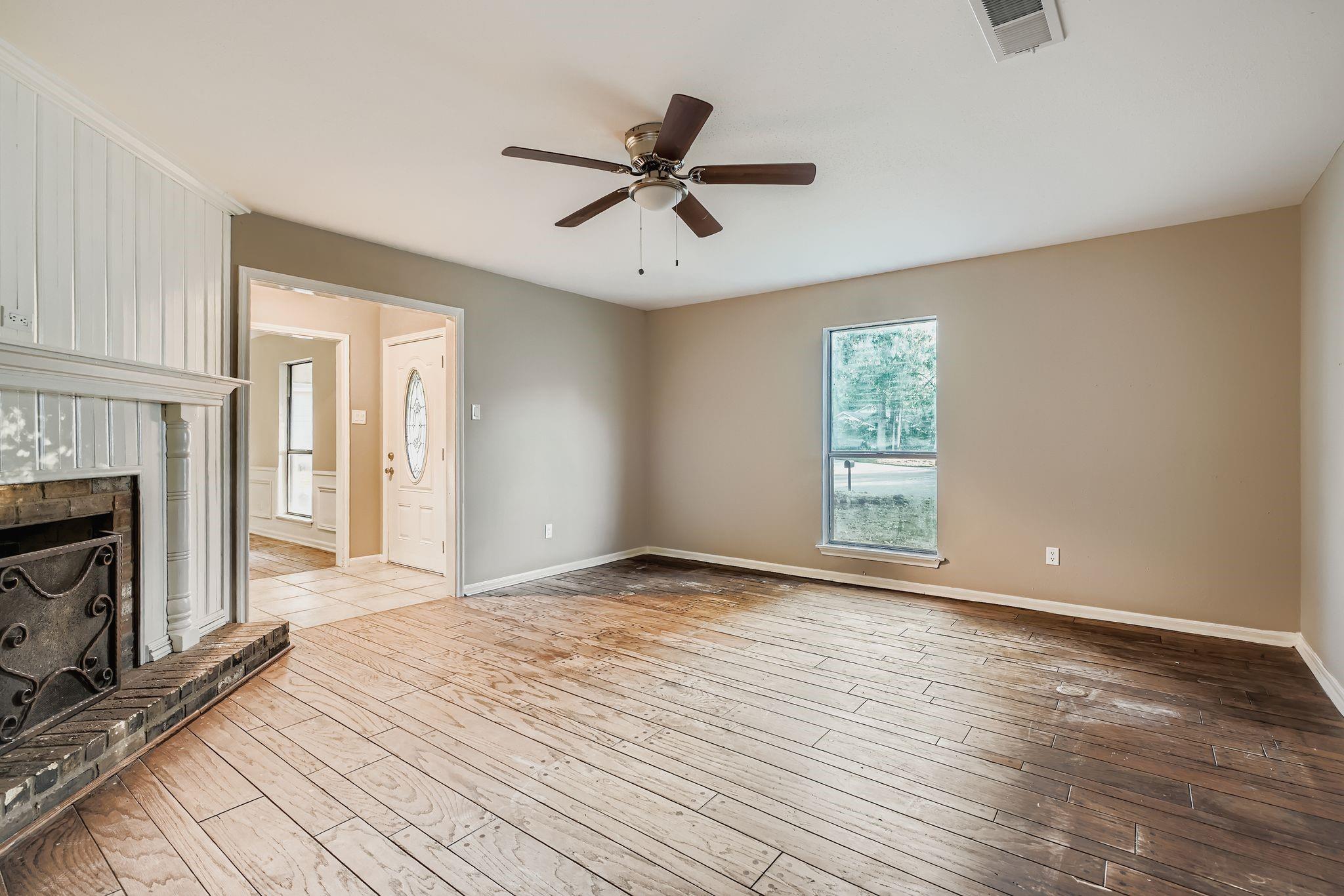 101 Pebble Springs Lane