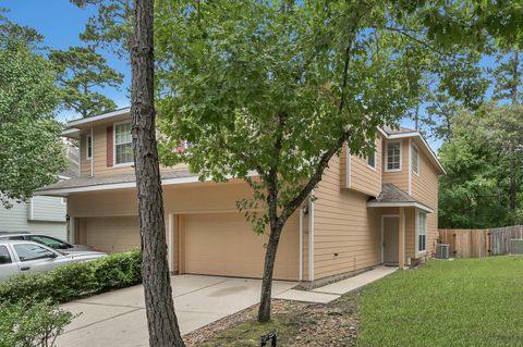Property photo of 122 N N Camelia Grove Circle, The Woodlands, TX 77382