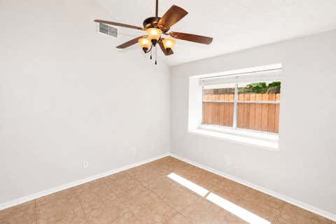 Tiny photo for 7126 Buchanan Drive, Richmond, TX 77469 (MLS # 39967340)