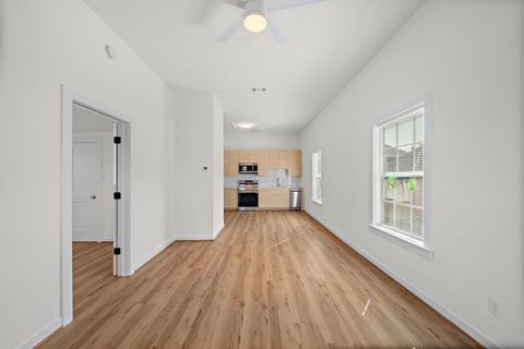 Photo of 1414 Shearn Street #B, Houston, TX 77007 (MLS # 19716735)