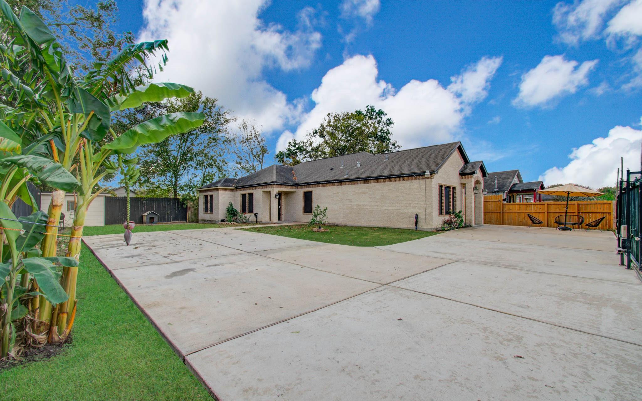 8040 Howton St Street 1-2