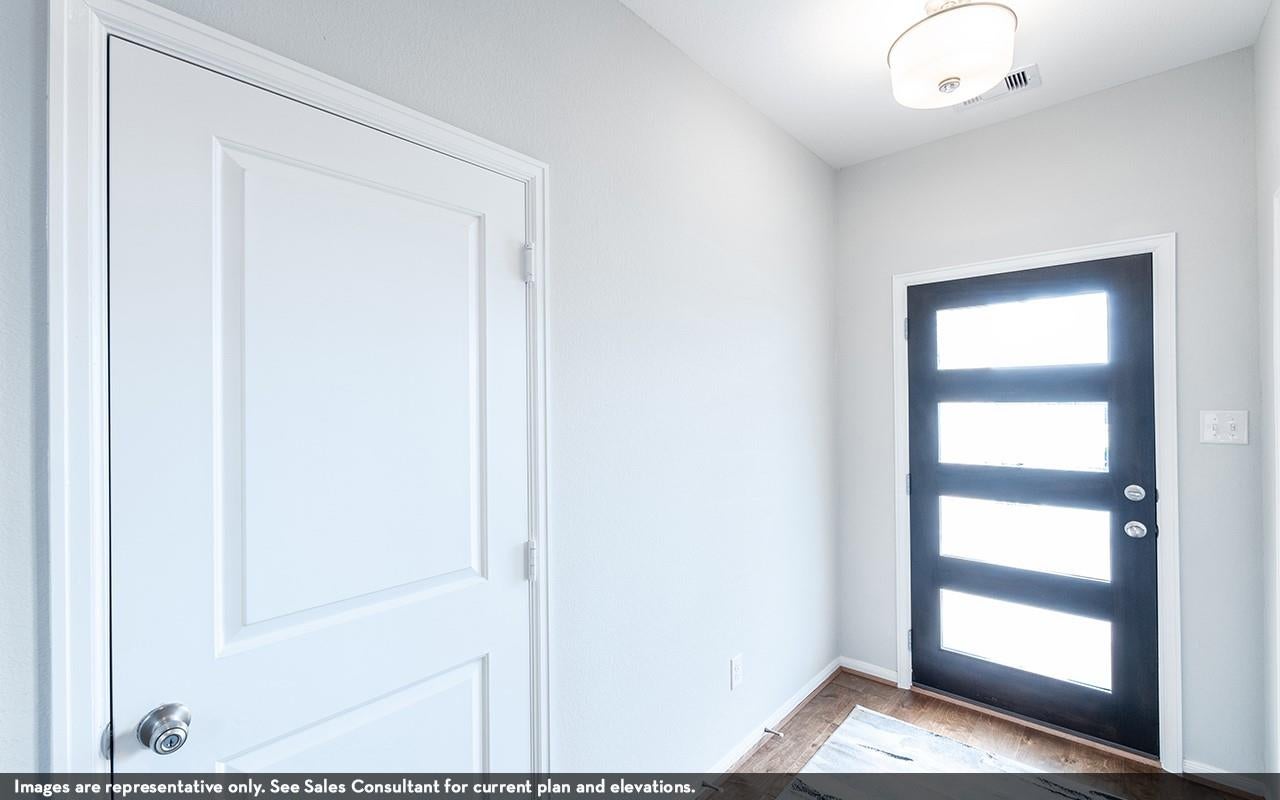 2811 Tamarack Lodge Drive