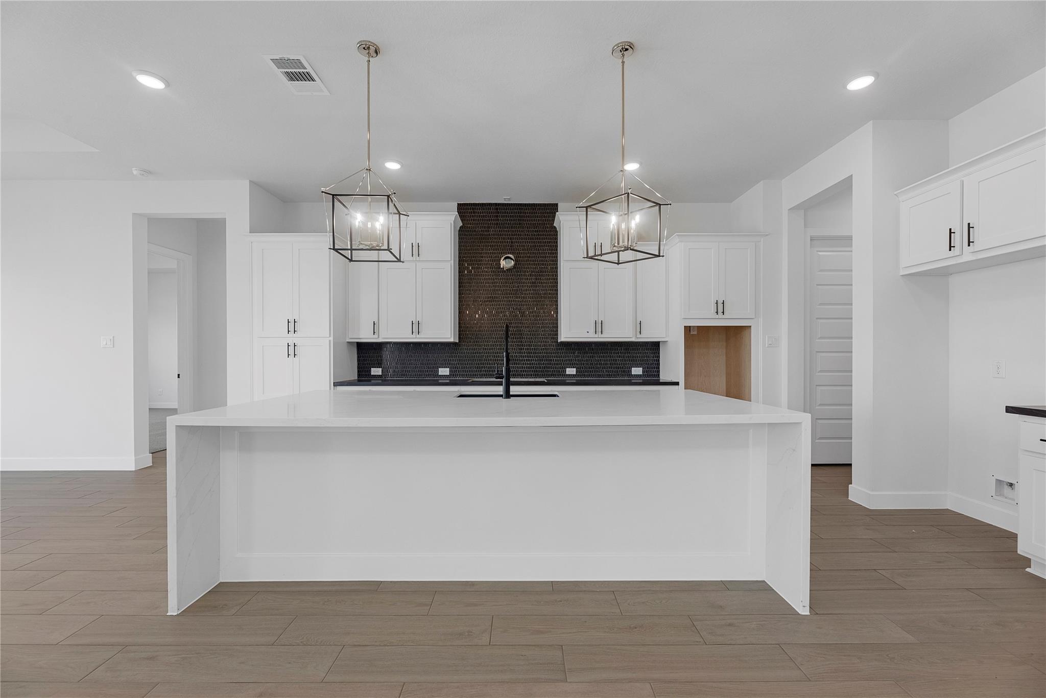 1615 Summer Pine Court