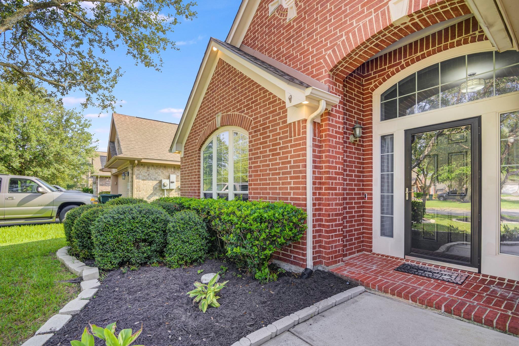 501 Reddingwood Lane