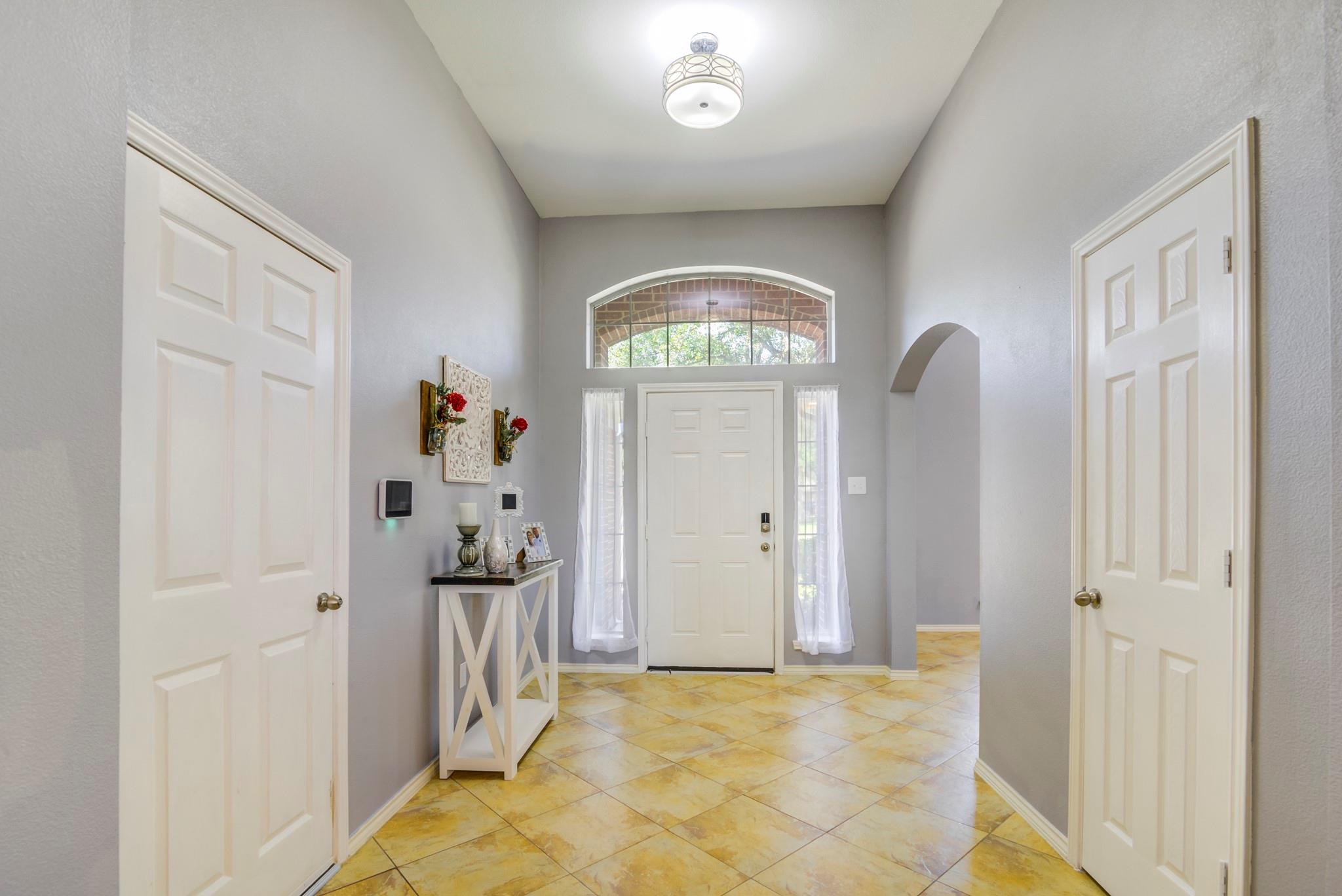 501 Reddingwood Lane