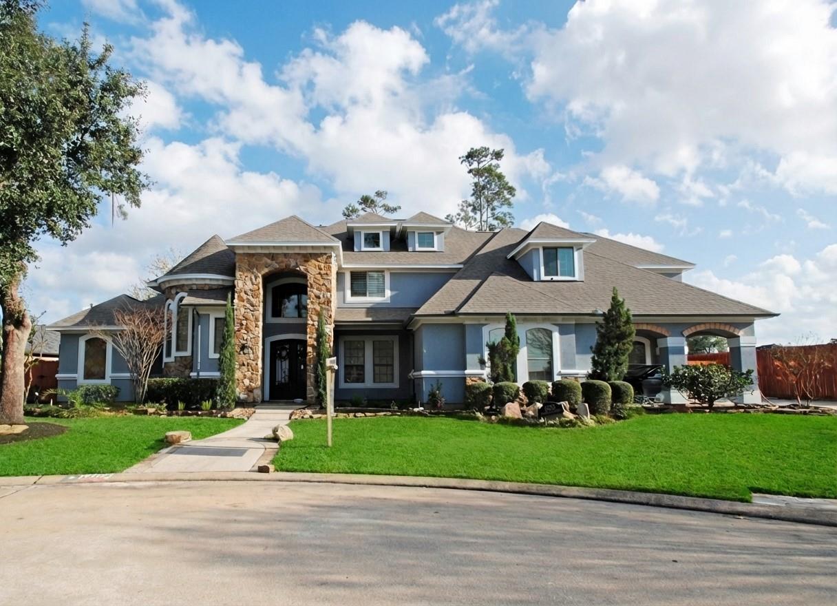 15823 Medina Lake Lane